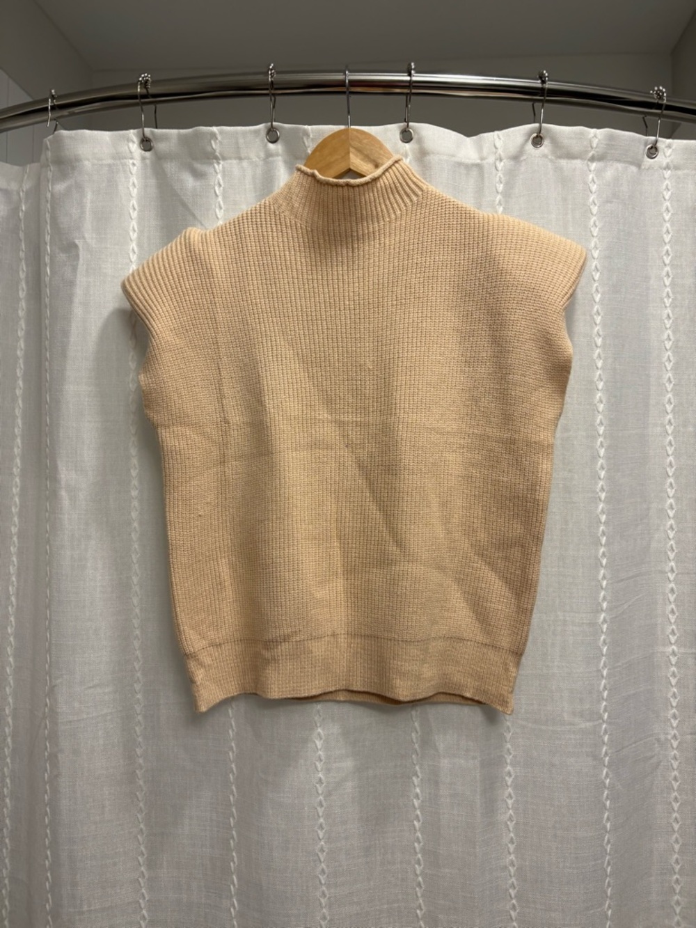 *NWOT* Knit Sleeveless Turtleneck with Shoulder Pads - Picture 3 of 4